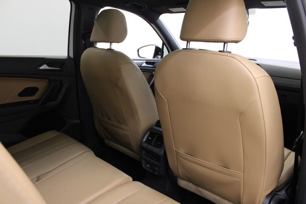 Used 2023 Volkswagen Tiguan SE R-Line FWD image 21