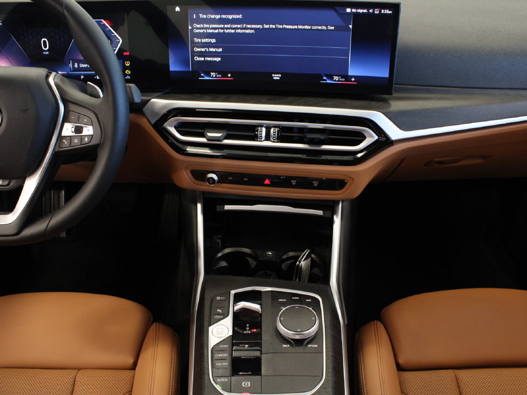 Used 2023 BMW 330i Sedan w/ Premium Package RWD image 23