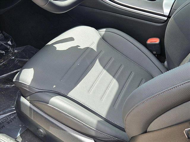 New 2024 Mercedes-Benz C 300 Sedan image 4