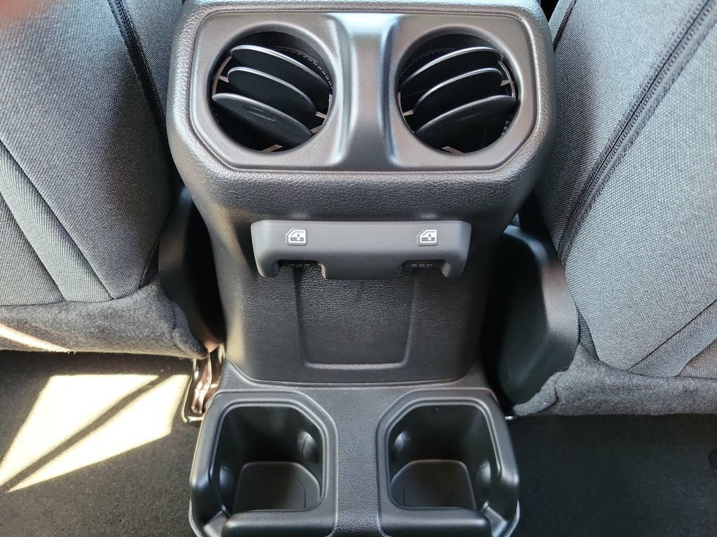 New 2026 Jeep Gladiator Sport AWD/4WD image 11