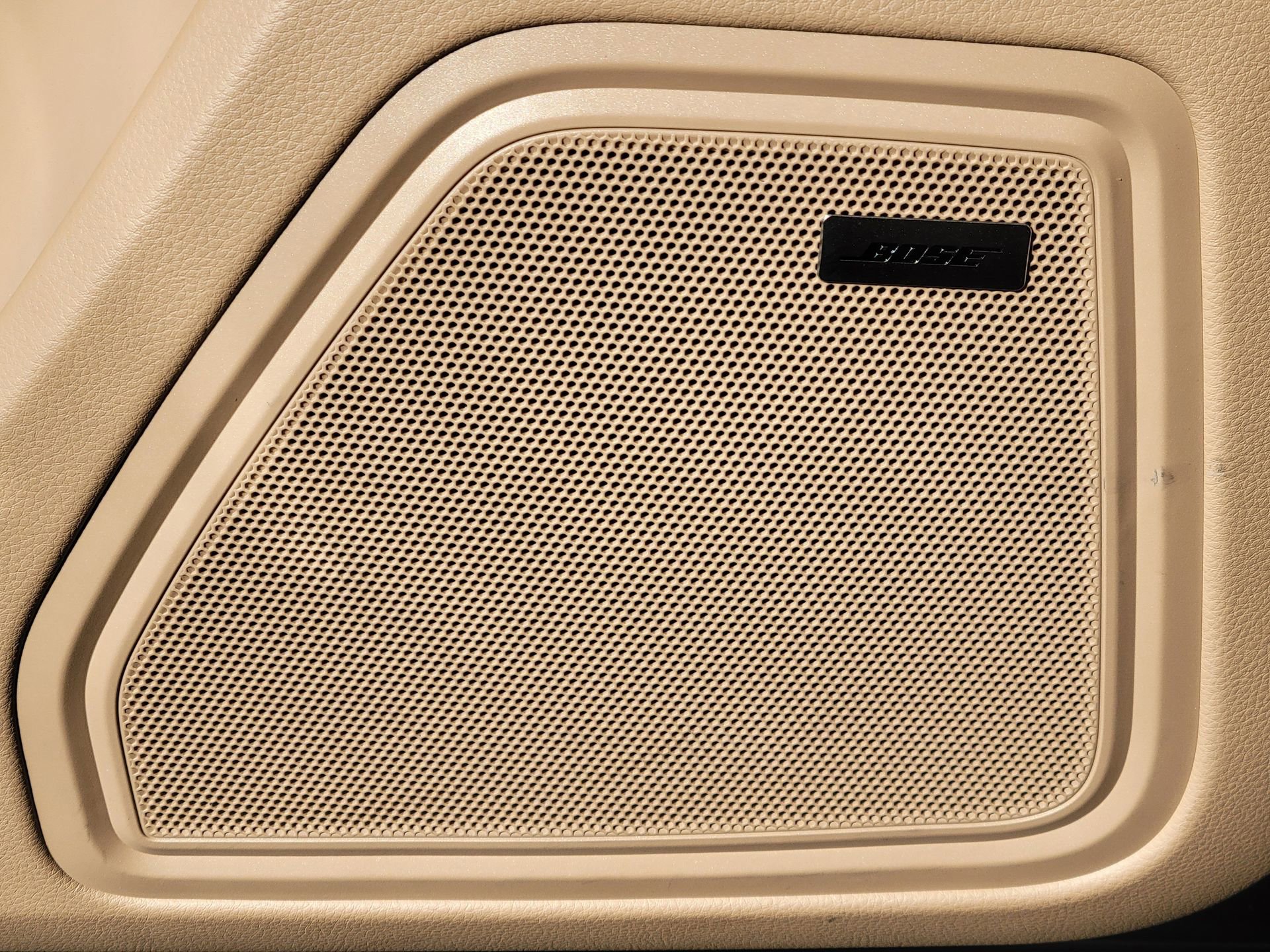 Used 2026 Porsche Macan image 24