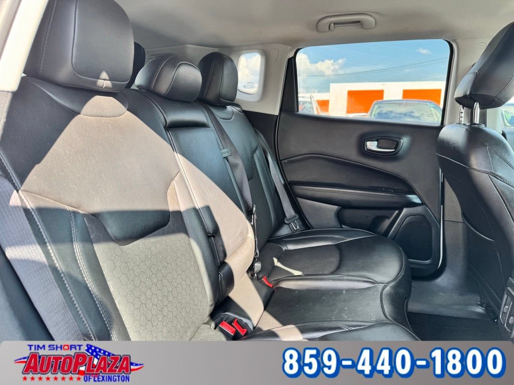 Used 2021 Jeep Compass Latitude FWD image 40