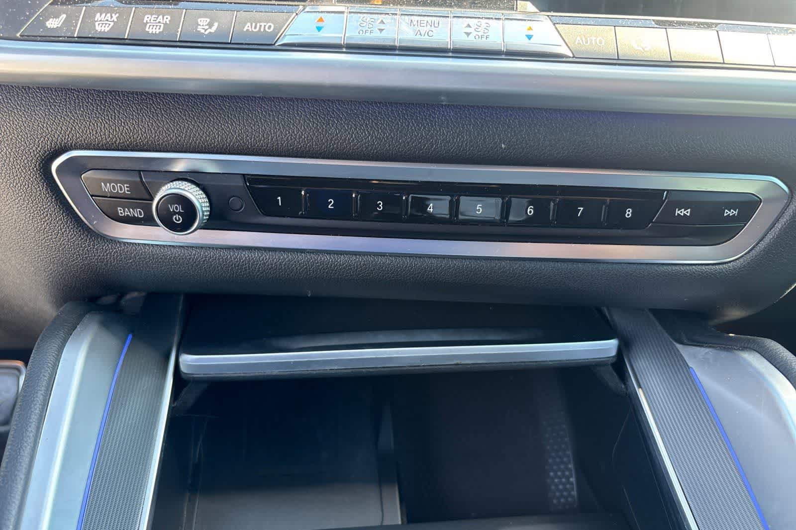 Used 2021 BMW X6 xDrive40i w/ M Sport Package AWD/4WD image 21