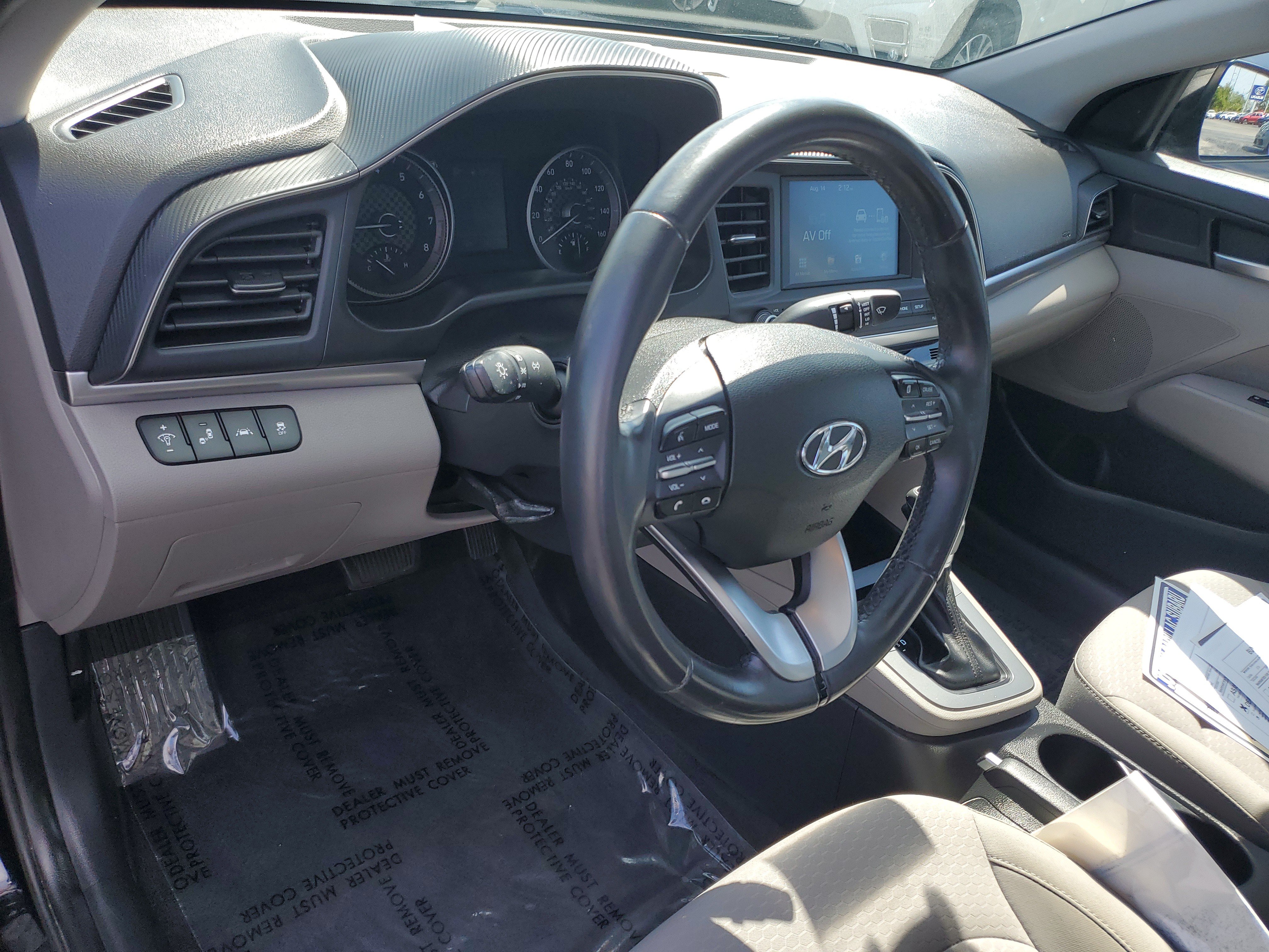 Used 2019 Hyundai Elantra Value Edition FWD image 17