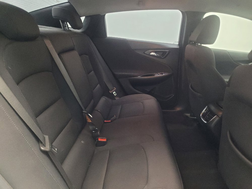 Used 2021 Chevrolet Malibu LT FWD image 19