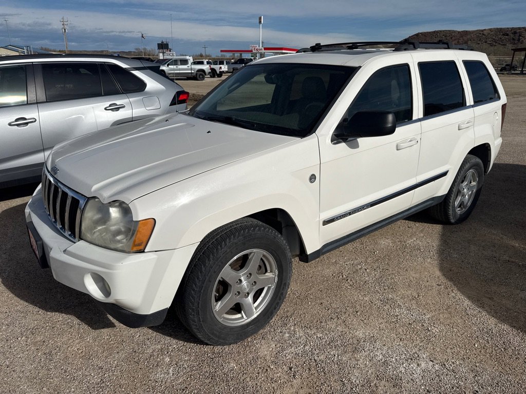 Used 2005 Jeep Grand Cherokee Limited AWD/4WD image 4