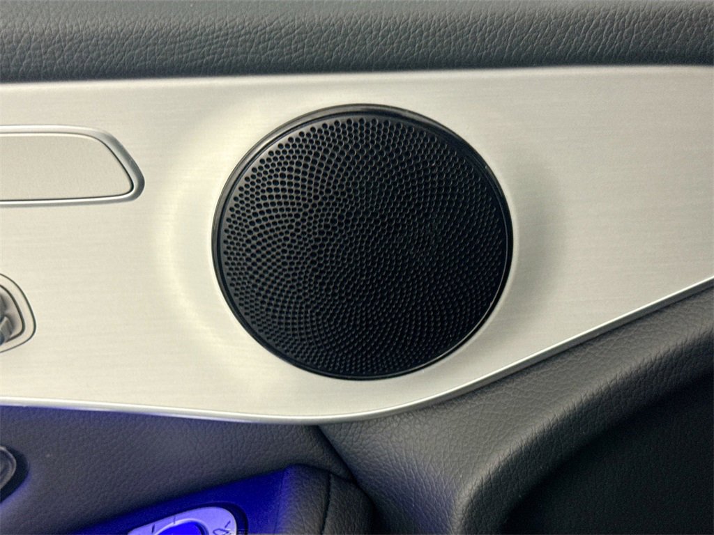 Used 2022 Mercedes-Benz GLC 300 image 17