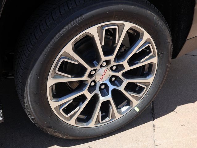 New 2026 GMC Yukon Elevation w/ Elevation Premium Package AWD/4WD image 45
