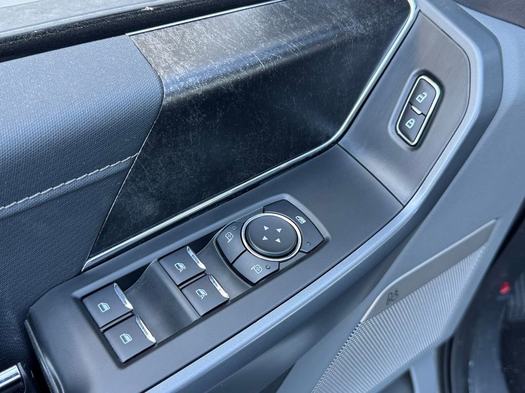 Used 2024 Ford F150 Lightning Flash AWD/4WD image 17