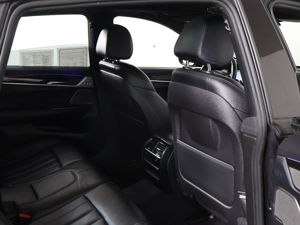 Used 2018 BMW 640i Gran Turismo xDrive image 31