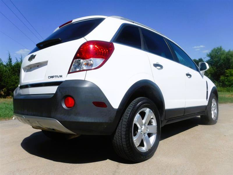 Used 2012 Chevrolet Captiva Sport LS FWD image 7