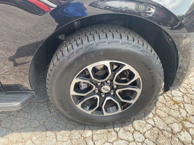 Used 2024 Ford Expedition XLT image 40