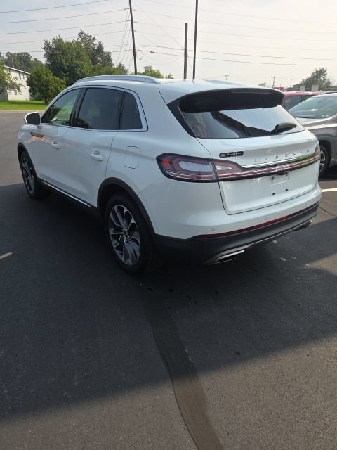 Used 2023 Lincoln Nautilus Reserve w/ Cargo Utility Package FWD image 8