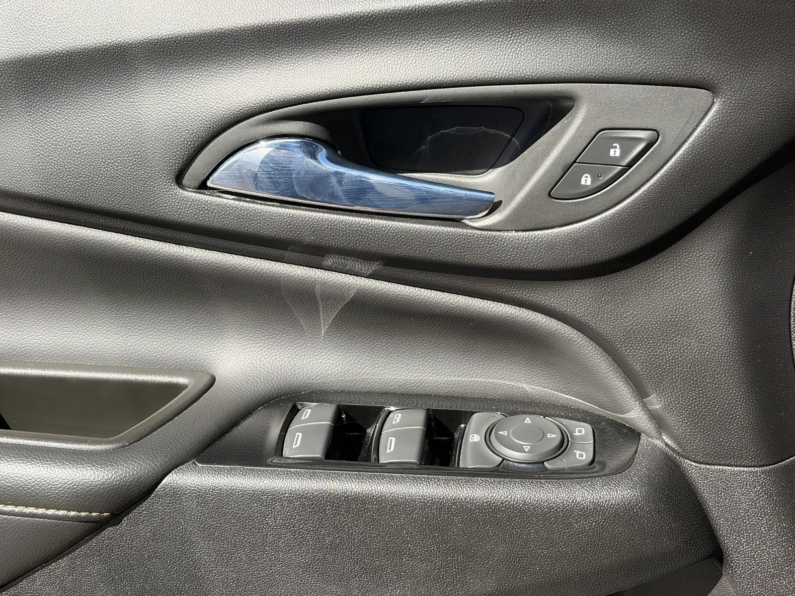 Certified 2024 Chevrolet Equinox Premier AWD/4WD image 23