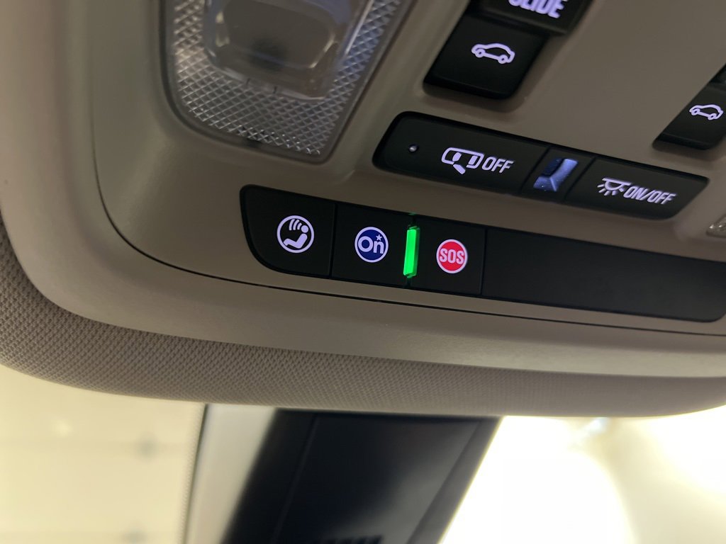 Used 2021 GMC Acadia SLT w/ Elevation Edition image 26