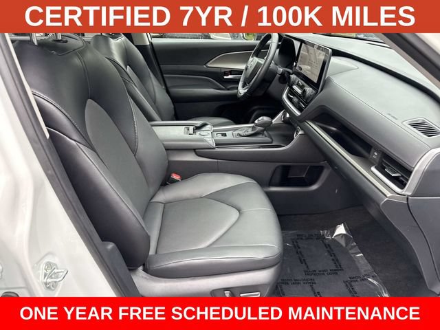 Used 2024 Toyota Grand Highlander AWD image 9