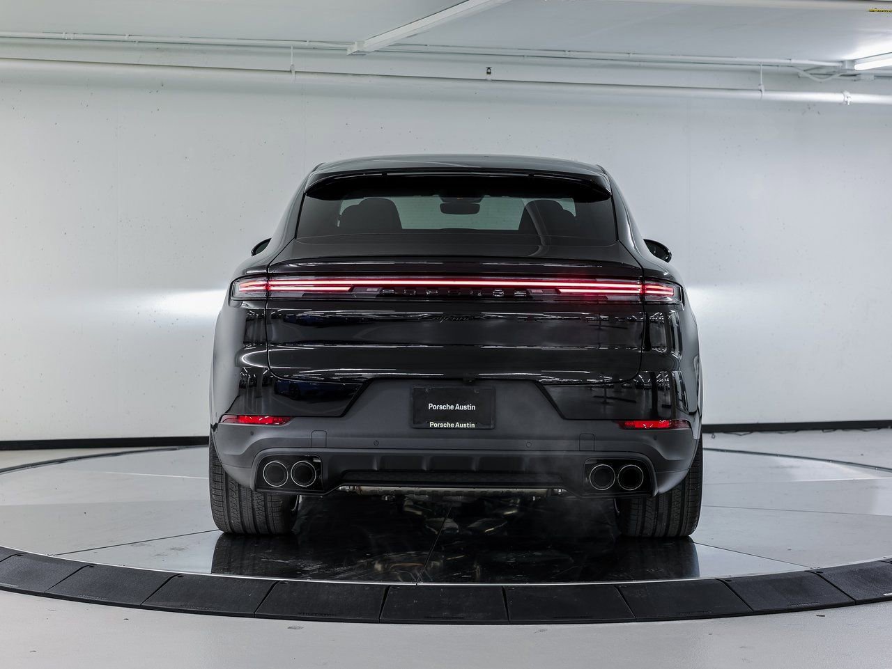 New 2026 Porsche Cayenne S image 6