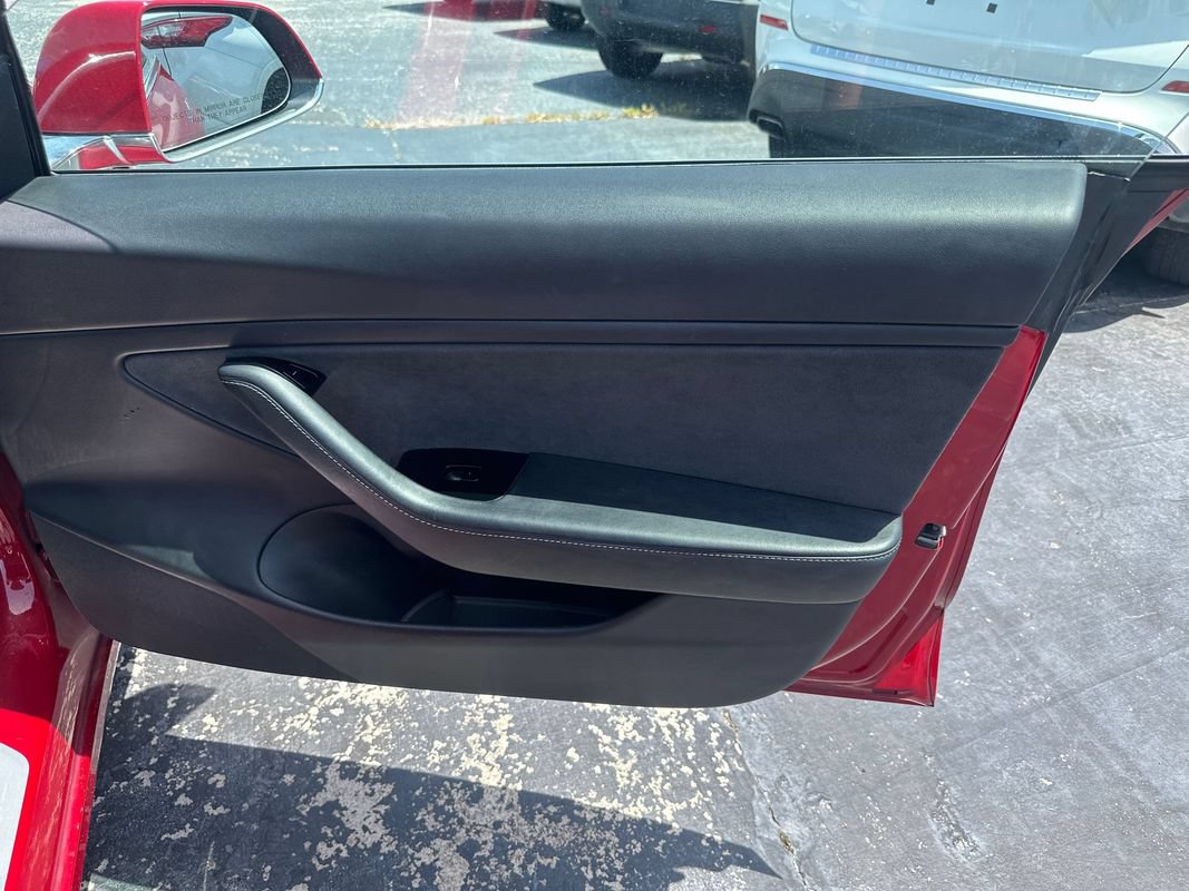 Used 2019 Tesla Model 3 Long Range RWD image 27