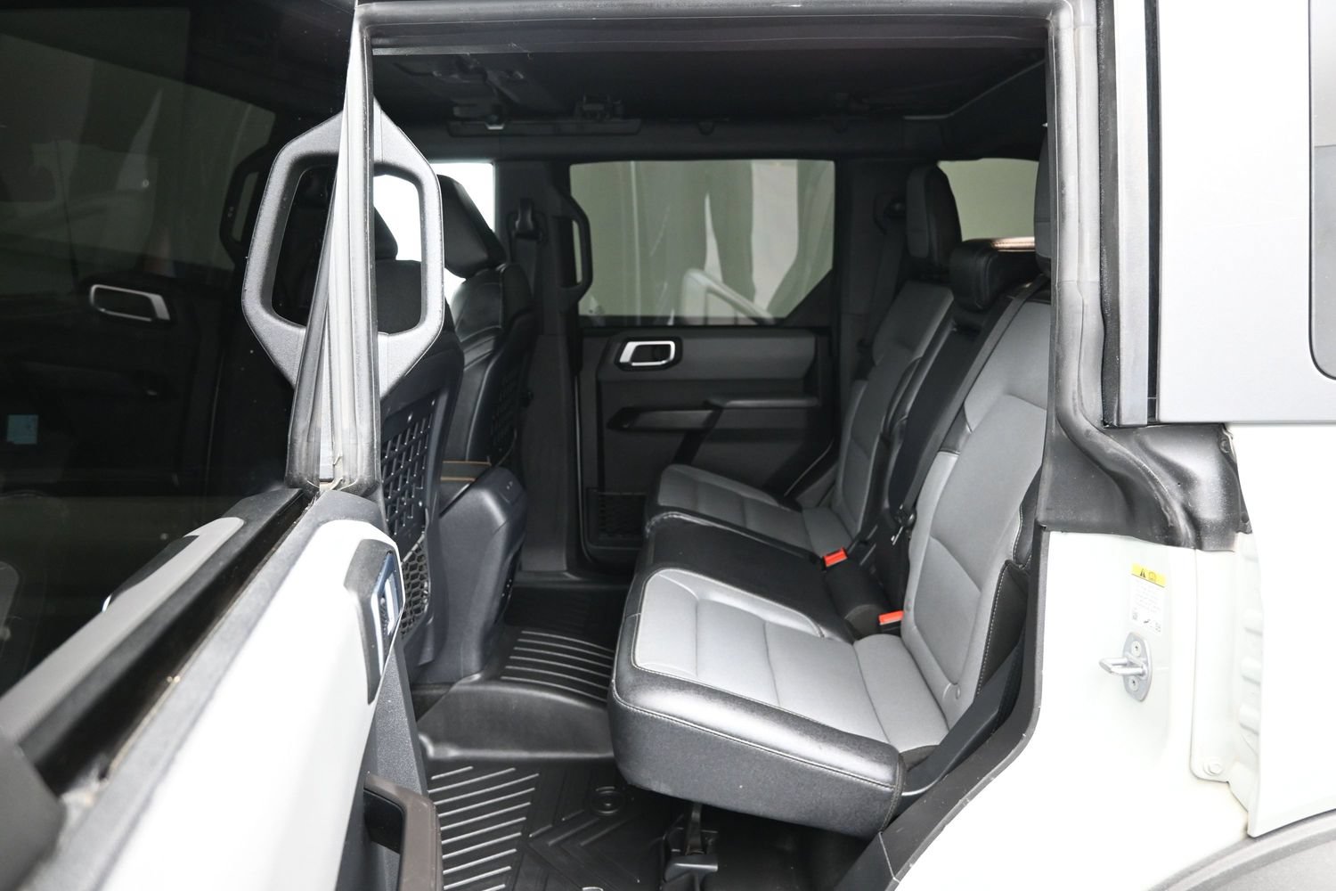 Used 2024 Ford Bronco Everglades AWD/4WD image 11