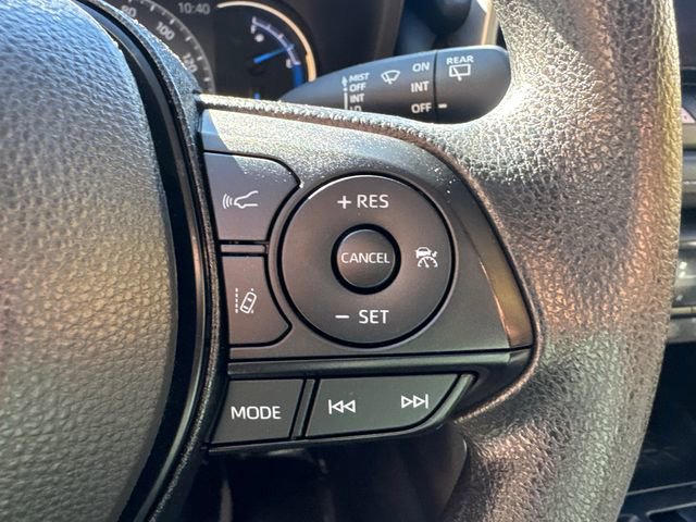 Used 2023 Toyota RAV4 LE image 30