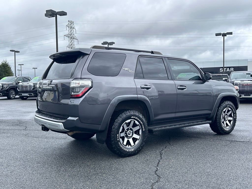 Used 2019 Toyota 4Runner TRD Off-Road image 9