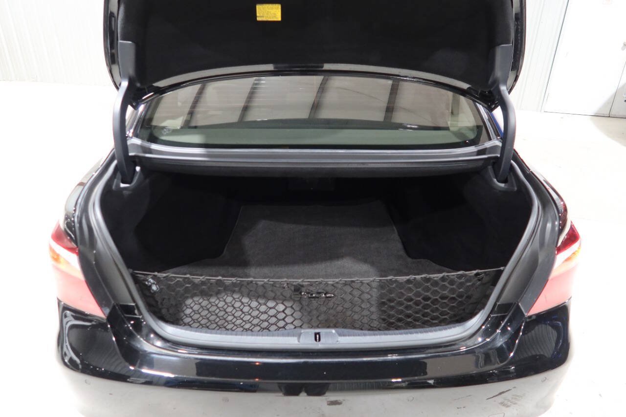 Used 2012 Lexus LS 460 w/ Comfort Pkg RWD image 27