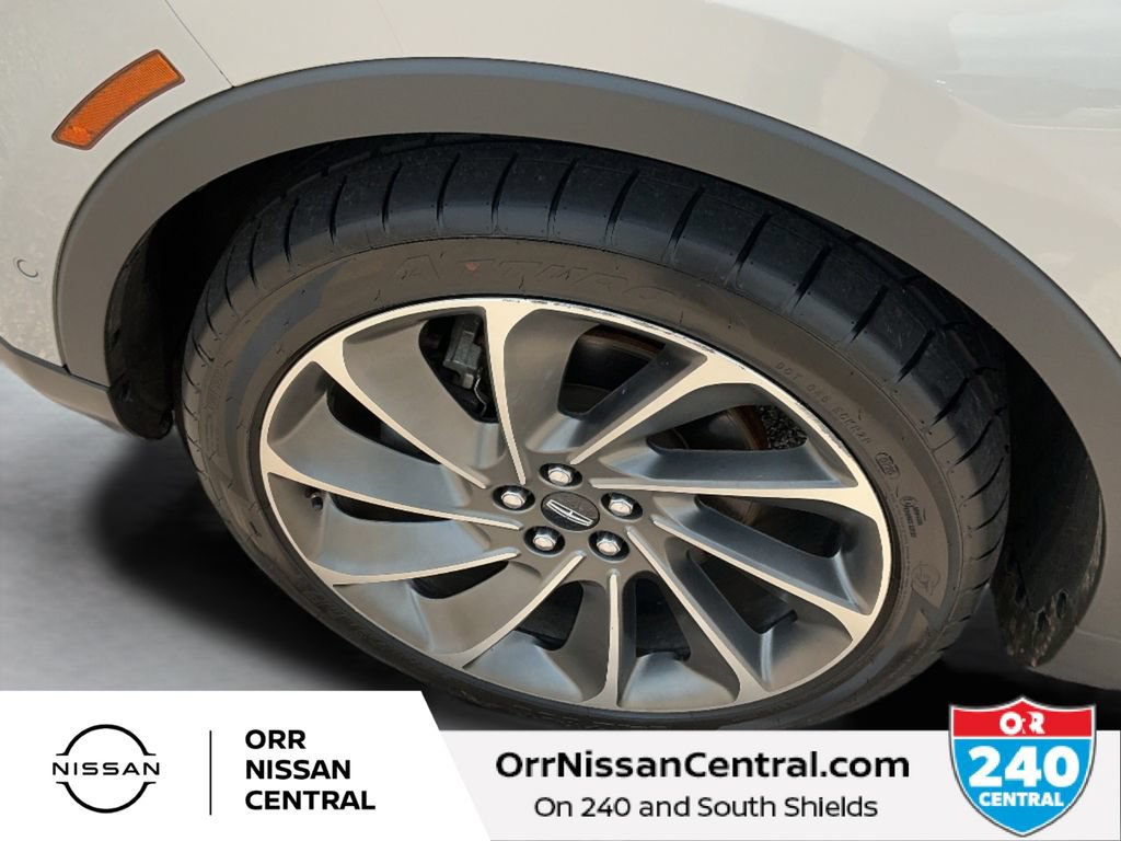 Used 2020 Lincoln Nautilus Reserve w/ Equipment Group 202A AWD/4WD image 9