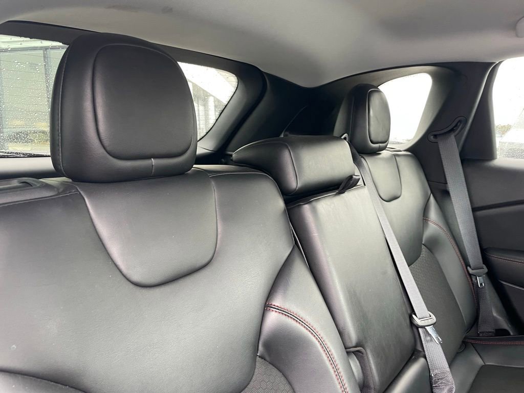 Used 2020 Jeep Cherokee Trailhawk w/ Cold Weather Group image 28