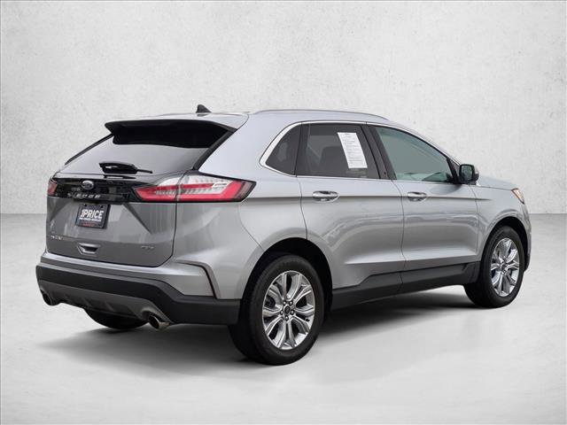 Used 2024 Ford Edge Titanium image 5