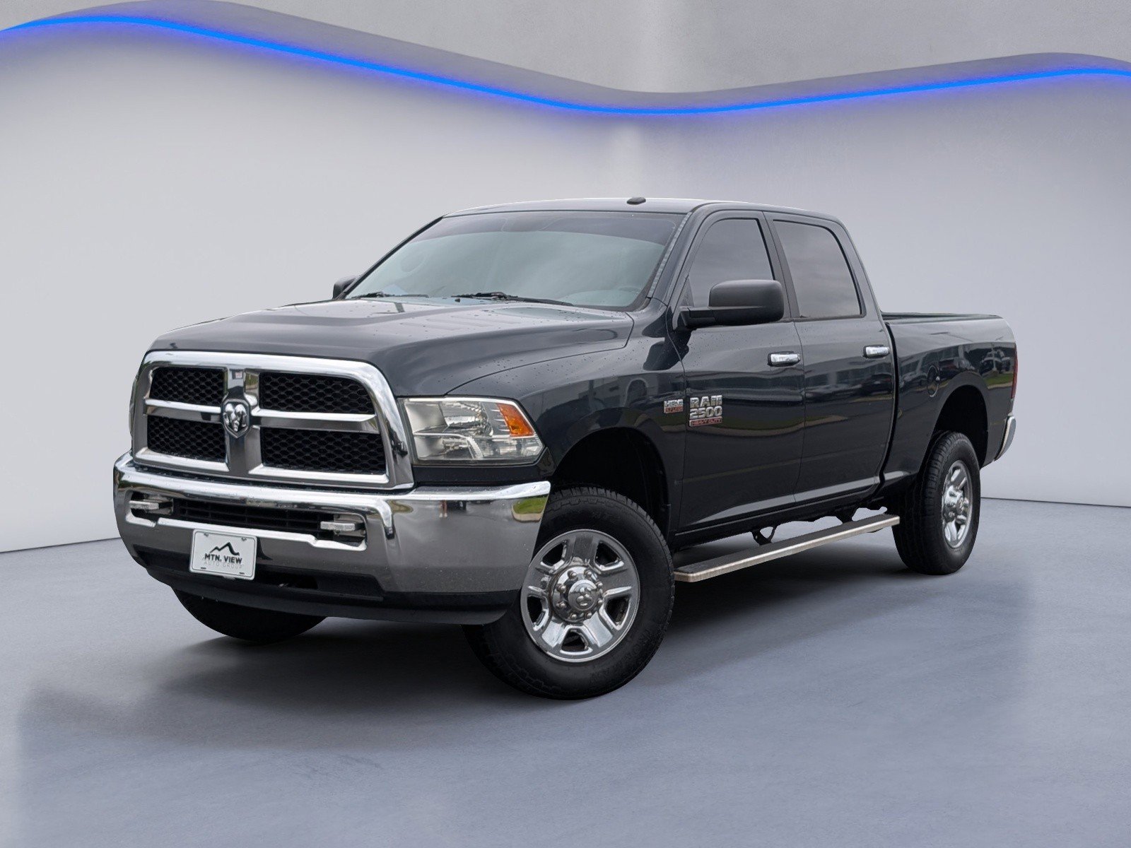 Used 2017 RAM 2500 SLT AWD/4WD image 2