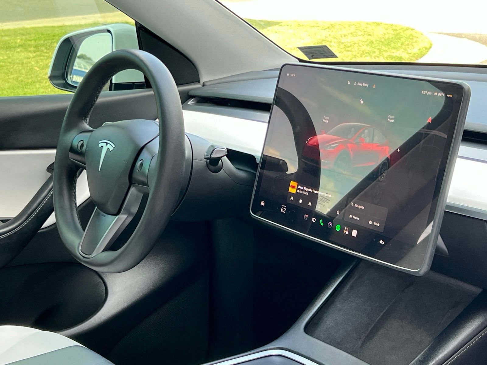 Used 2022 Tesla Model Y Performance AWD/4WD image 14