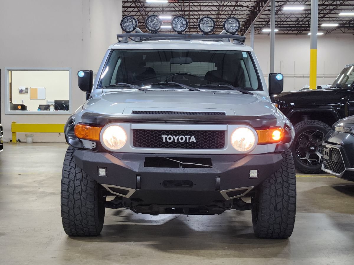 Used 2008 Toyota FJ Cruiser 4WD image 2