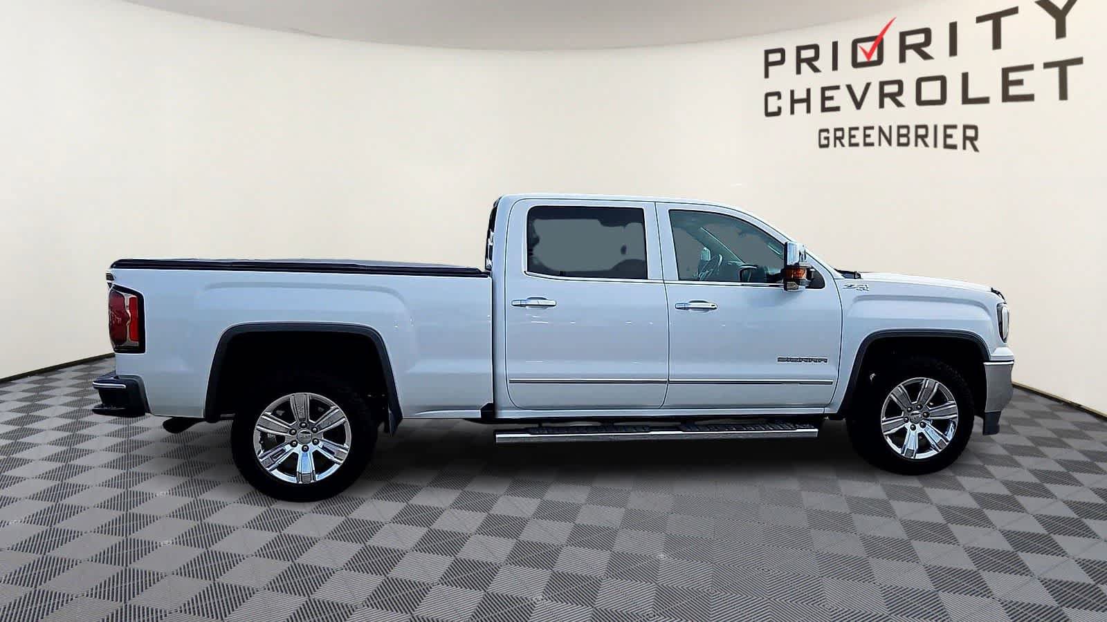 Used 2017 GMC Sierra 1500 SLT AWD/4WD image 9