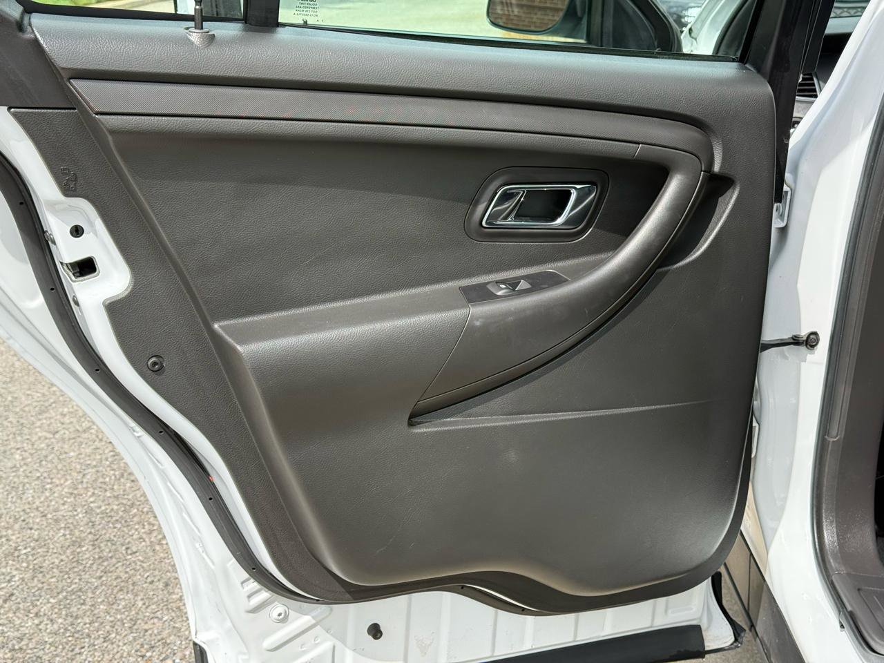 Used 2018 Ford Taurus Police Interceptor AWD image 26