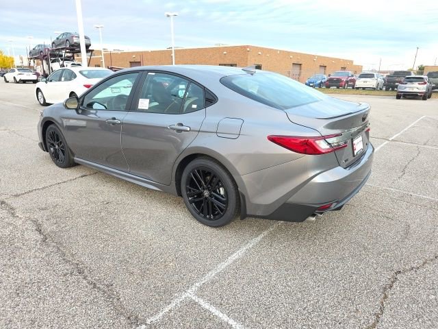 New 2026 Toyota Camry SE image 5