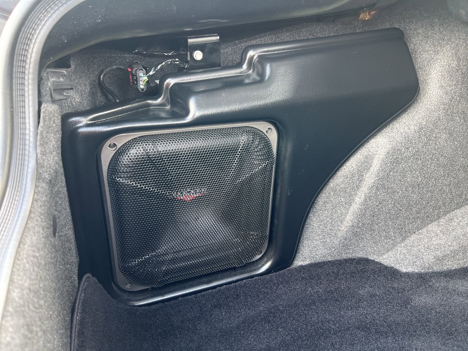 Used 2009 Dodge Challenger SRT8 w/ SRT Option Group II image 33