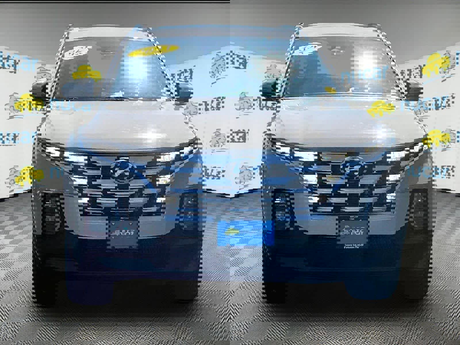 Used 2023 Hyundai Santa Cruz SEL Premium image 2