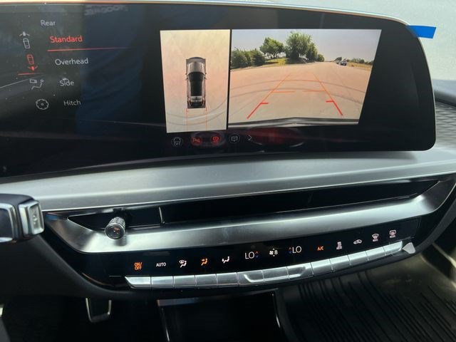 New 2026 Cadillac Lyriq V w/ LPO, Floor Liner Package AWD/4WD image 40