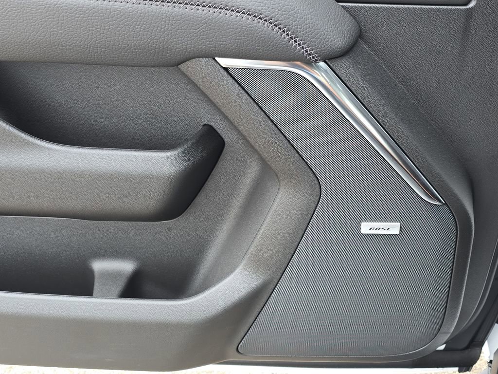 New 2026 GMC Yukon XL Denali w/ LPO, Floor Liner Package AWD/4WD image 32
