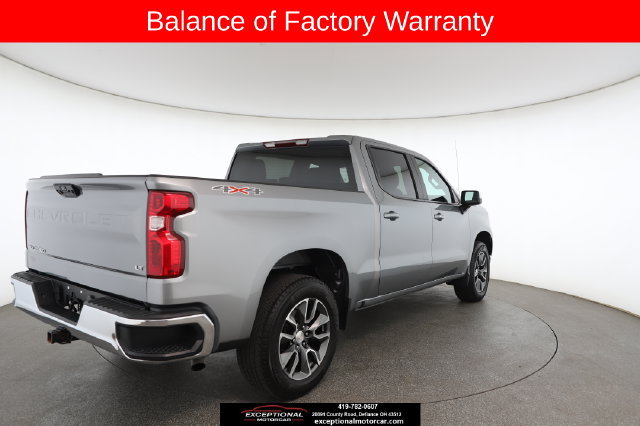 Used 2023 Chevrolet Silverado 1500 LT AWD/4WD image 18