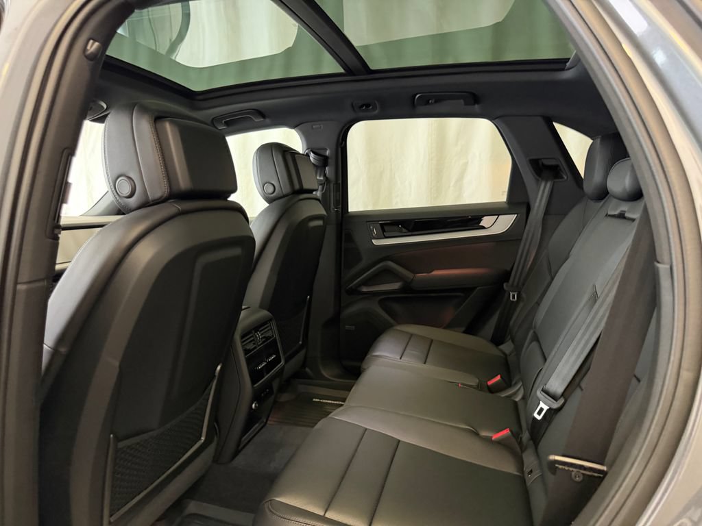 New 2026 Porsche Cayenne S AWD/4WD image 20