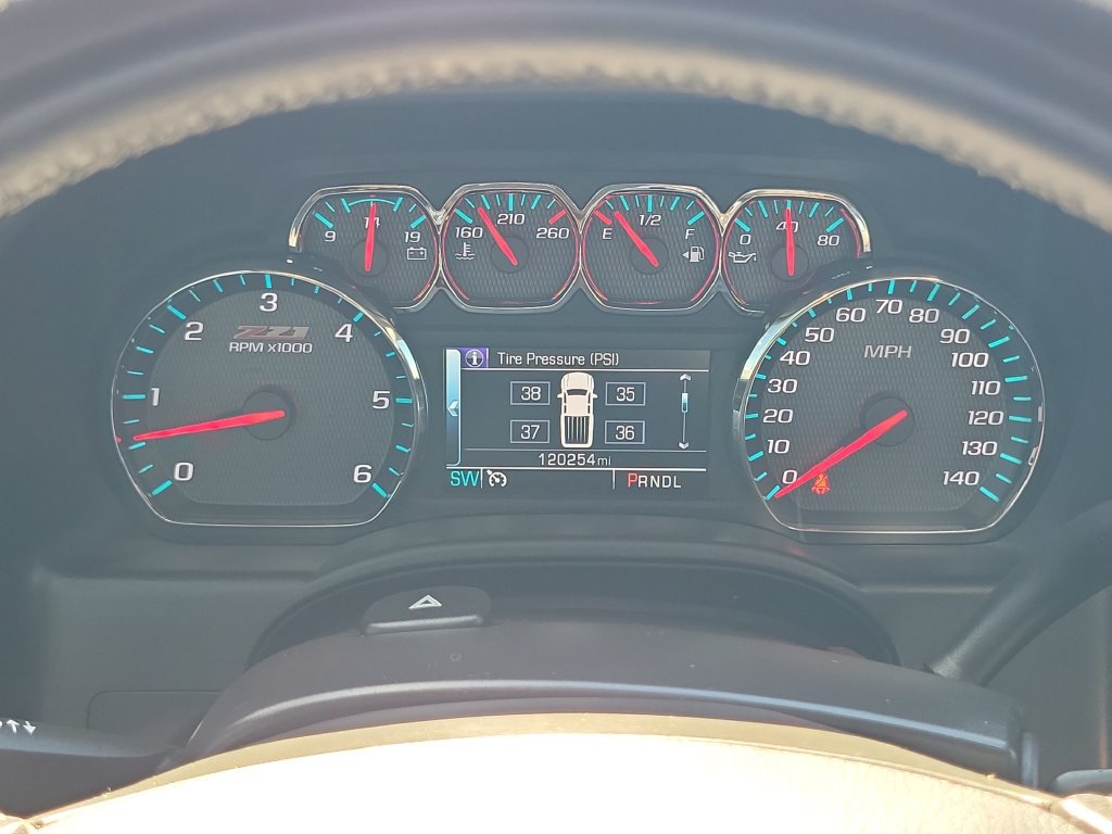 Used 2018 Chevrolet Silverado 1500 LT w/ All Star Edition AWD/4WD image 21