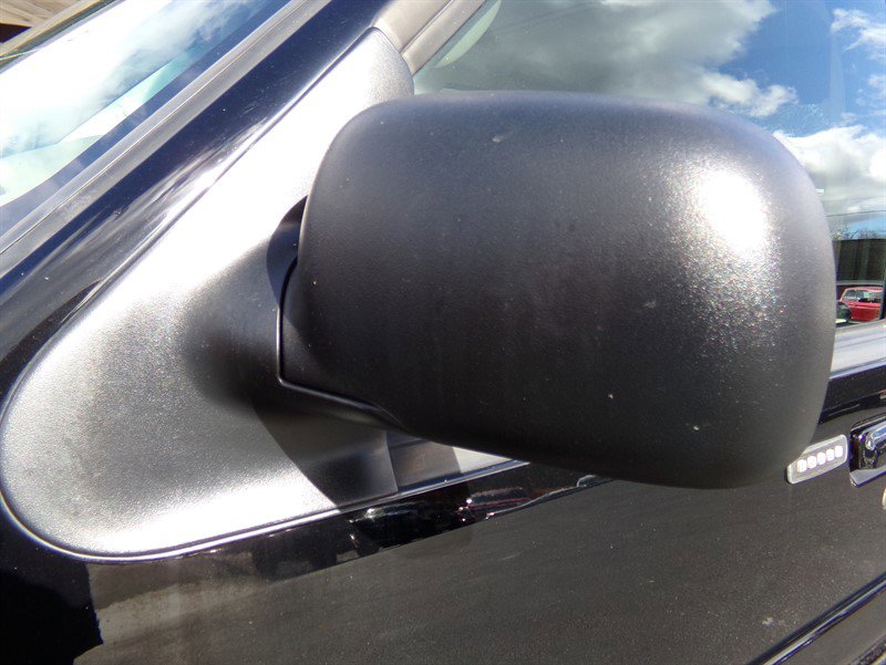 Used 2004 Ford Explorer Sport Trac XLT 4WD image 23