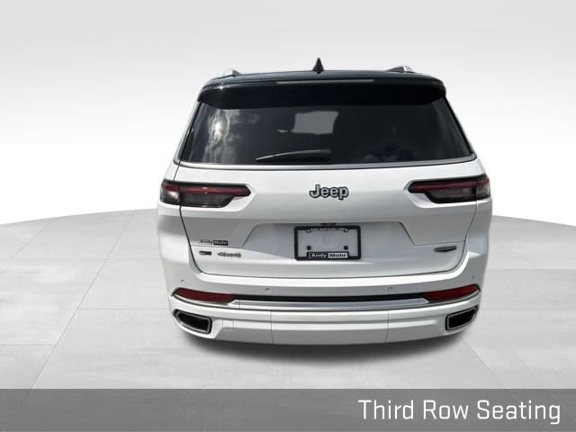 Used 2021 Jeep Grand Cherokee L Summit w/ Luxury Tech Group V AWD/4WD image 13