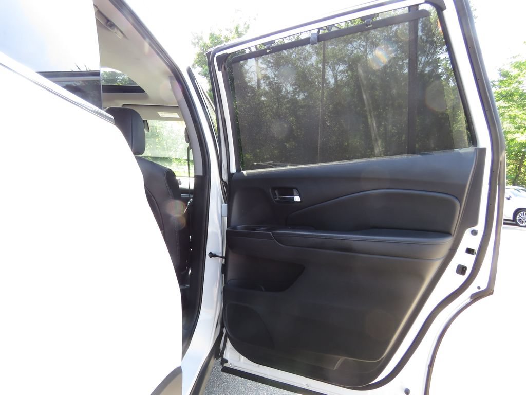 Used 2020 Honda Pilot Touring image 15