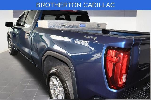 Used 2022 GMC Sierra 1500 SLT AWD/4WD image 3