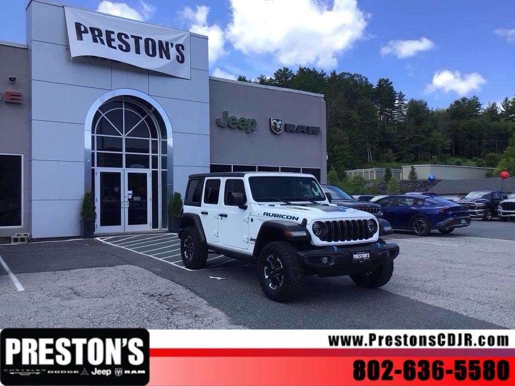 Used 2024 Jeep Wrangler Unlimited Rubicon 4xe AWD/4WD image 8