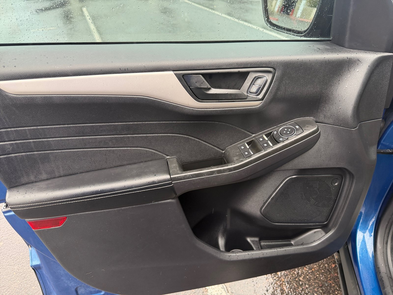 Used 2022 Ford Escape SE w/ Convenience Package FWD image 13