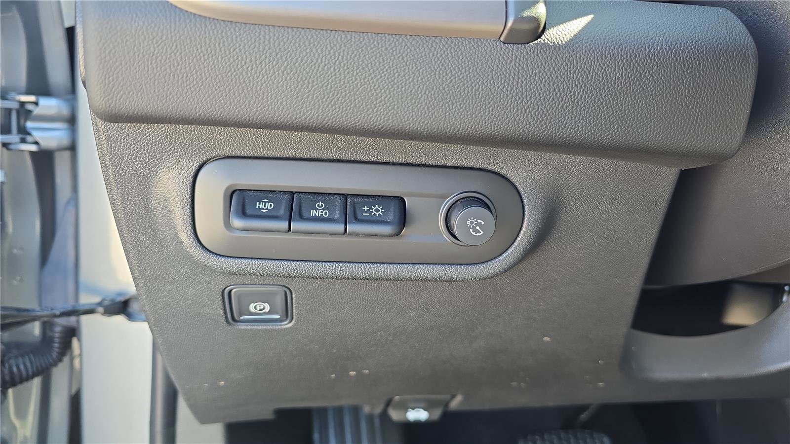 Used 2023 GMC Terrain AT4 w/ Infotainment Package II AWD/4WD image 26