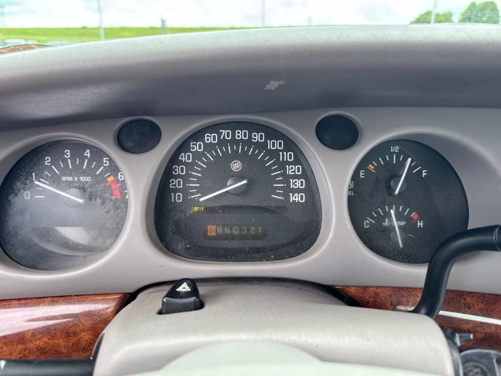 Used 2002 Buick Le Sabre Limited FWD image 15